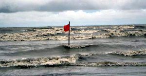 বঙ্গোপসাগরে লঘুচাপ, চার সমুদ্রবন্দরে ৩ নম্বর সতর্কসংকেত