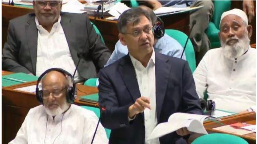 তত্ত্বাবধায়ক সরকার ও গণভোটের বিধান পুনর্বহালের কথা জানালেন স্বরাষ্ট্রমন্ত্রী।